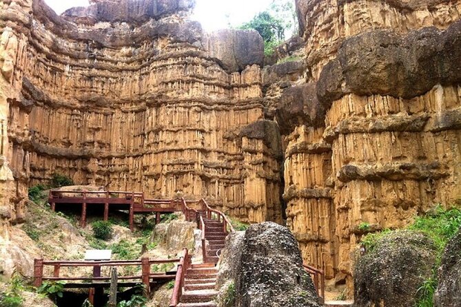 1 Day Private Tour Doi Inthanon And Phachor Canyon - Stop 2: Pha Chor Canyon and what to expect from the hike