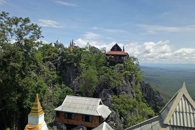 1 day Private Tour to Unseen Temple in Lampang - Price and value: what $138 per person really buys