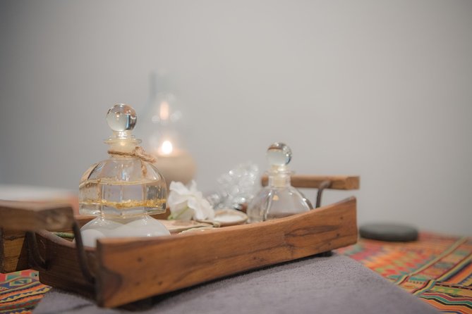 1 Hour Upper Relaxing with Balm or Oil - Free Transportation - A one-hour upper-body massage that fits real Chiang Mai days