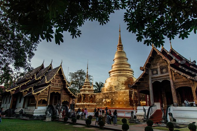 A Magical Evening in Chiang Mai: Private City Tour - A short 2.5-hour night plan that fits real sightseeing days