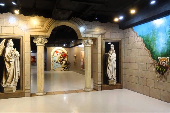 Art in Paradise: Chiang Mai 3D Art Museum Experience - Inside the Museum: How the App Turns Photos Into Motion
