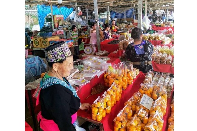 Best Places in Chiang Rai White, Blue, Big Buddha, Tea Plantation - What makes this tour good value (and what can feel like a squeeze)