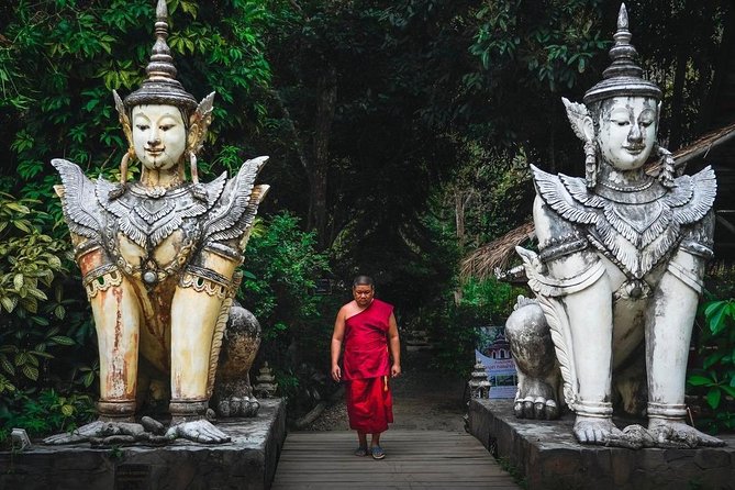 Chiang Mai Best City Tour with Doi Suthep & Iconic Temples - Tha Phae Gate: finishing in the heart of old Chiang Mai