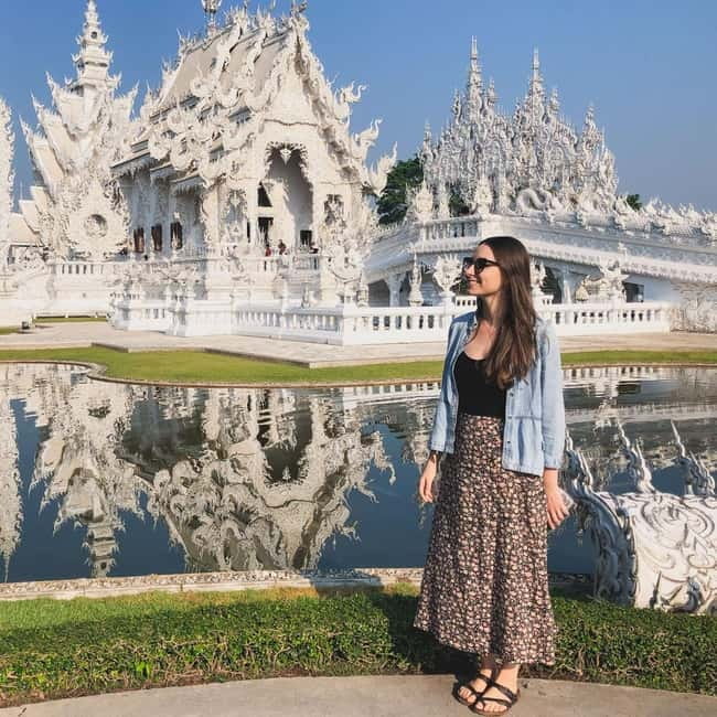 Chiang Mai: Chiang Rai Famous Temples & Hot Springs Day Trip - The third-temple decision: Black House vs Red Temple-style stop