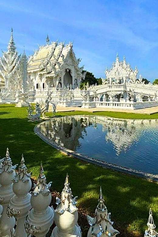 Chiang Mai: Chiang Rai Temples, Golden Triangle & Boat Tour - Golden Triangle and the Mekong Boat Ride: Borders With Story