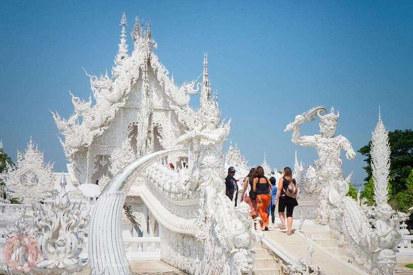 Chiang Mai: Chiang Rai Temples, Karen Tribe and Hot Springs - Quick hits: what you’ll notice right away