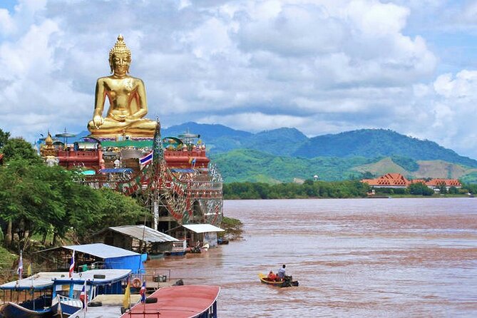 Chiang Mai - Chiang Rai Temples, Long Neck Karen, Golden Triangle - Wat Rong Seur Ten (Blue Temple): Short Visit, Big Visual Payoff
