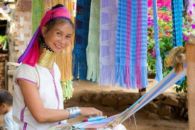 Chiang Mai - Chiang Rai Temples, Long Neck Karen, Golden Triangle - Golden Triangle and Mekong Boat Ride: Where Borders Meet