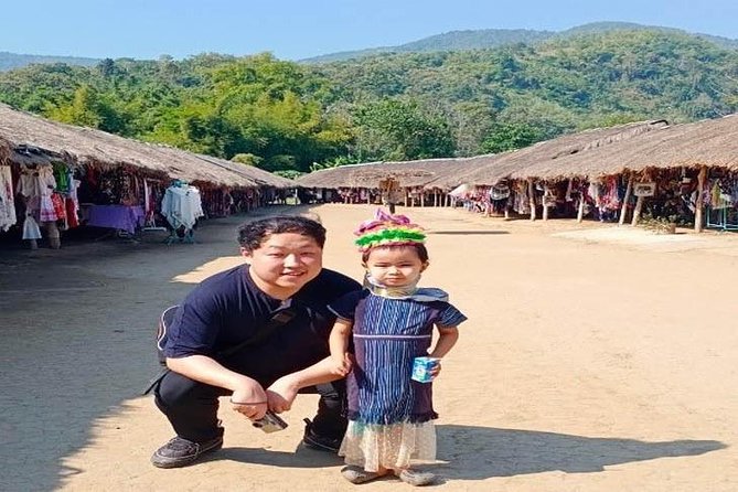 Chiang Mai-Chiang Rai: White Temple-Black Museum-Blue Temple - Longneck Karen village: cultural encounter with real emotional context