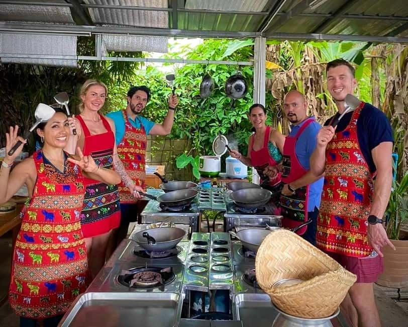 Chiang Mai: Cooking Class, Market & Thai Herbs Garden Tour - The full meal flow: starters, mains, and mango sticky rice