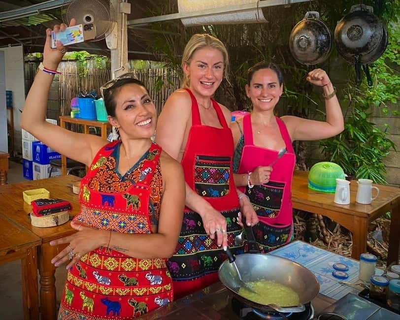 Chiang Mai: Cooking Class, Market & Thai Herbs Garden Tour - Group energy and instruction style: what names you might hear