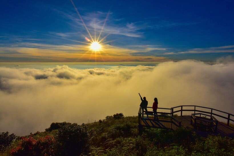 Chiang Mai: Doi Inthanon Park Tour & Kew Mae Pan Trail Hike - Entering Doi Inthanon’s Roof-of-Thailand zone
