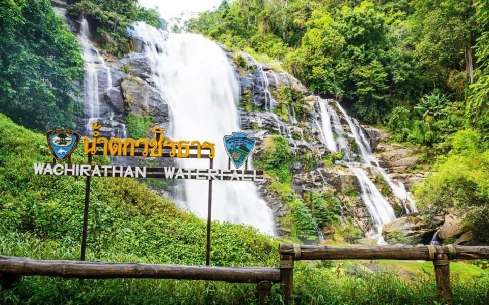 Chiang Mai: Doi Inthanon Park with Kew Mae Pan Hike Day Trip - Twin Pagodas: King and Queen monuments with real photo moments