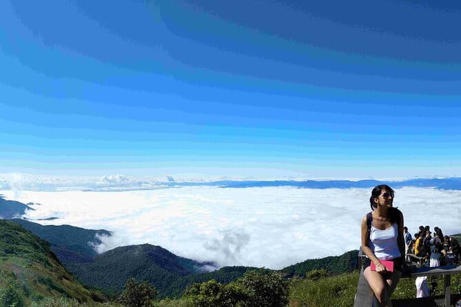 Chiang Mai - Doi Suthep Temple and Street Food Tour - Guides that lift the whole experience: Sunny, Coco, and the rest of the vibe