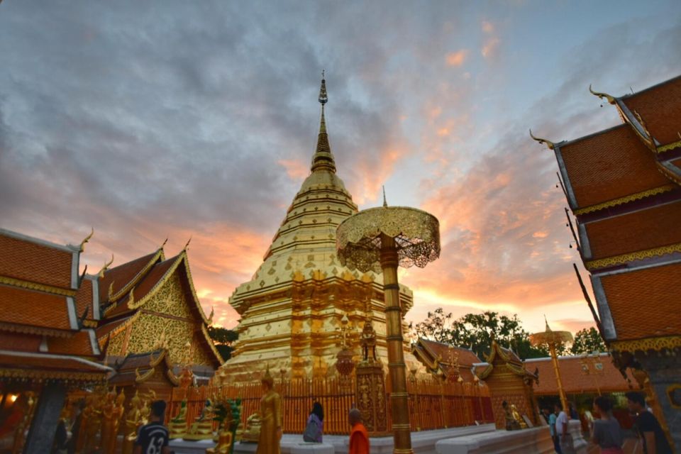 Chiang Mai: Doi Suthep & Wat Umong Twilight Tour with Pickup - Pickup, Van Ride, and How the Timing Usually Feels