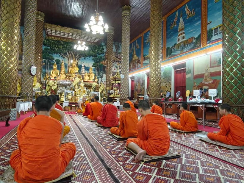 Chiang Mai: Evening Chanting & Meditation - Meeting up without stress: Wat Lok Moli and the temple follow-through