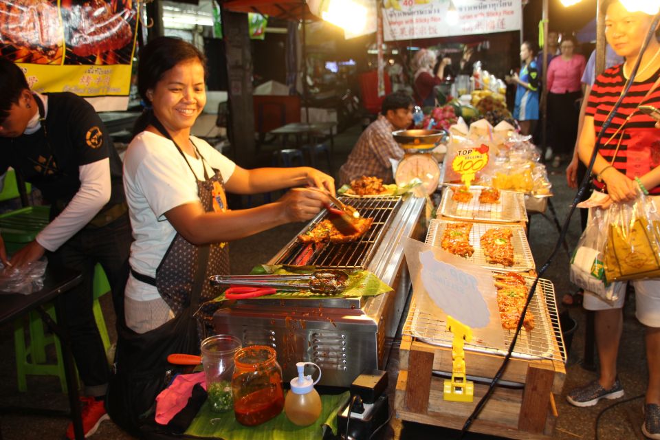 Chiang Mai: Evening Local Street Food Market Tour - Chiang Mai Night Markets, Guided Like a Local Walk