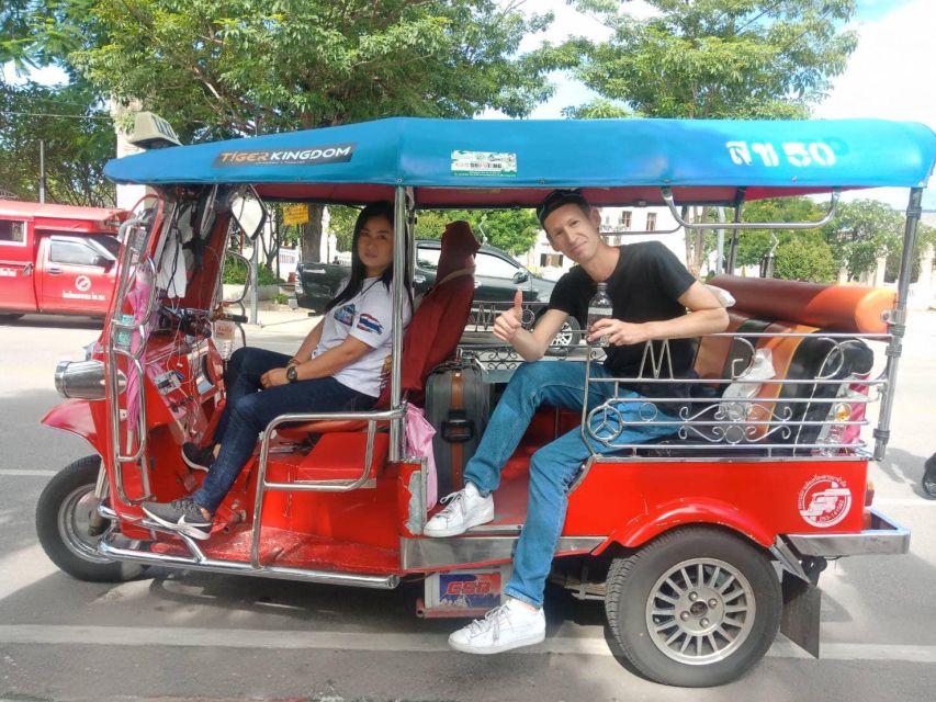 Chiang Mai: Exploration of Old City by Private Tuk-Tuk - Wat Phra Singh Woramahawihan and the Three Kings Monument