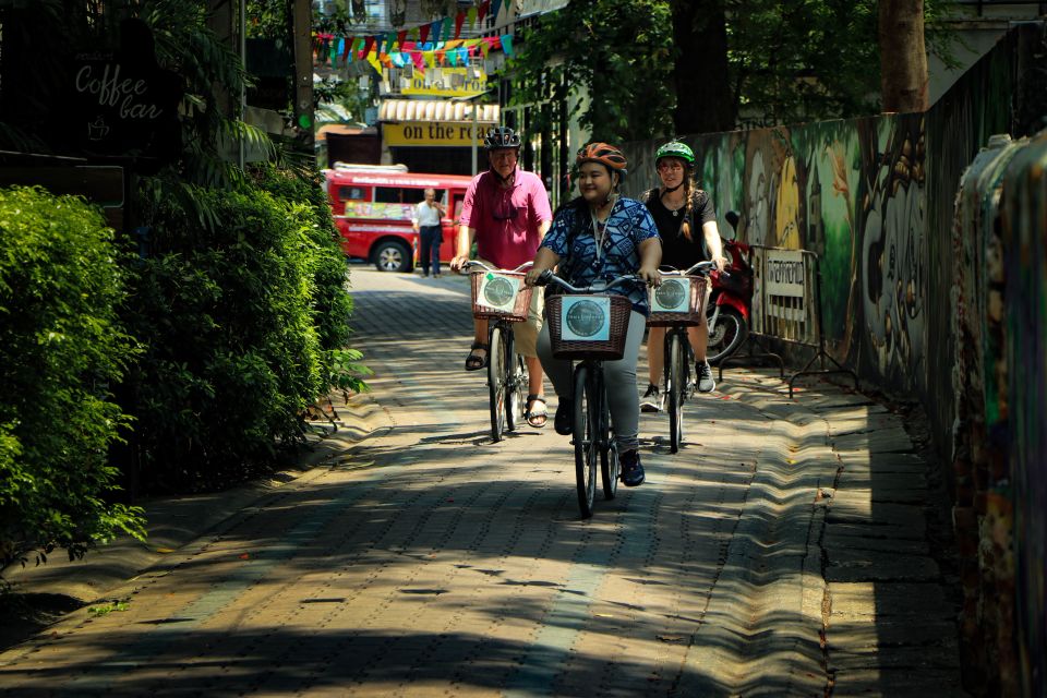 Chiang Mai: Half-Day Old Town Cycling Tour - Temples off the main drag: quiet stops with time to look up