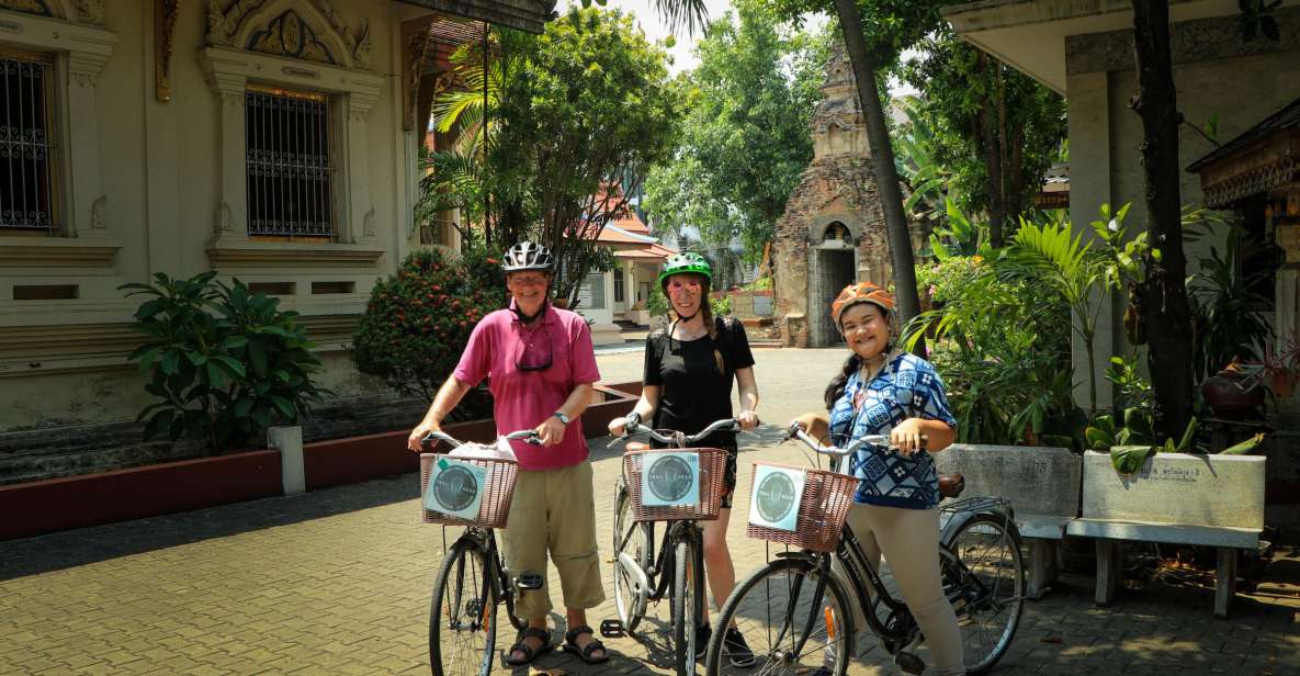 Chiang Mai: Half-Day Old Town Cycling Tour - Riding Chiang Mai’s old town lanes: the best way to move through without rushing