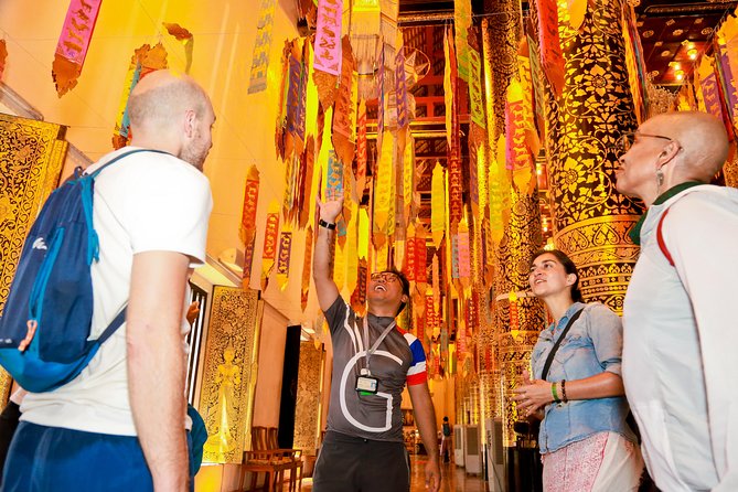 Chiang Mai: Historic Old City Bike Tour - Morning or Night - Wat Chedi Luang: ruined scale, temple drama, and the City Pillar area
