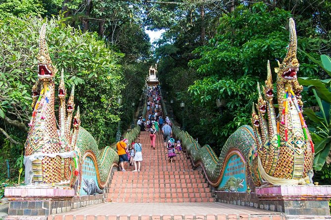 Chiang Mai Iconic Temples and City Tour - Key things you’ll notice on this Chiang Mai temple tour