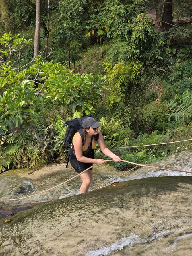 Chiang Mai : Sticky waterfall (Half Day Tour) Hotel Transfer - A Quick Note on Language and Communication