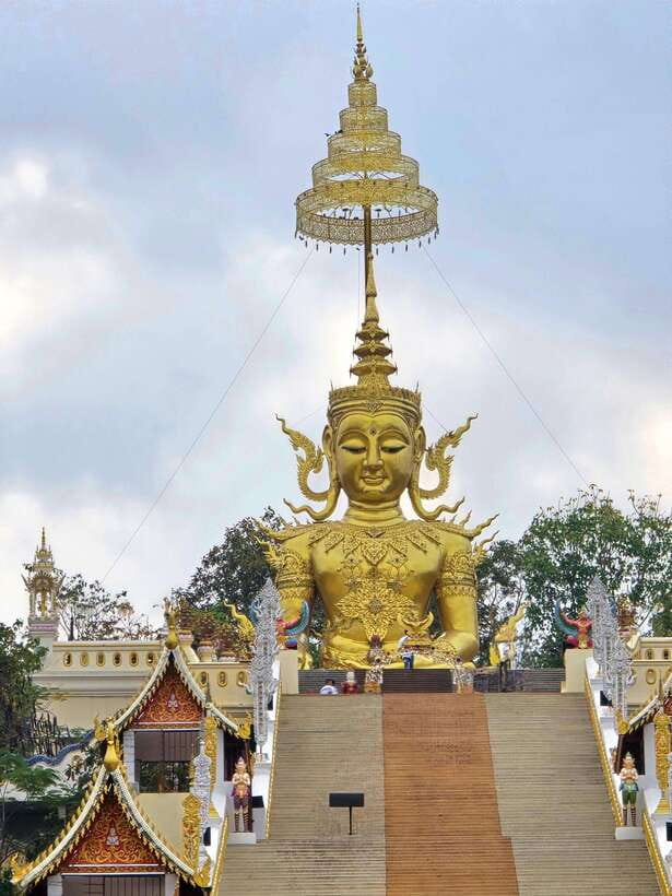 Chiang Mai: Sticky Waterfall scenic loop unseen lake &temple - The Hanging Bridge: A Viewpoint Break You’ll Remember