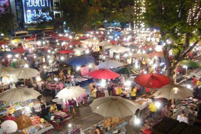 Chiang Mai Temples and Market Tuk-Tuk Evening Night Tour - Quick hits before you go