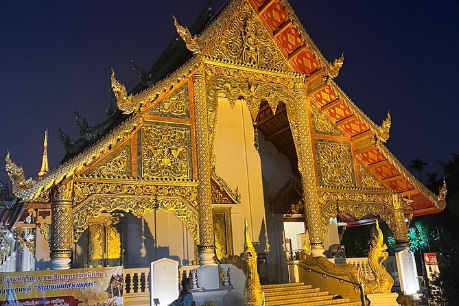 Chiang Mai Temples and Market Tuk-Tuk Evening Night Tour - Meeting point, timing, and how the evening flows