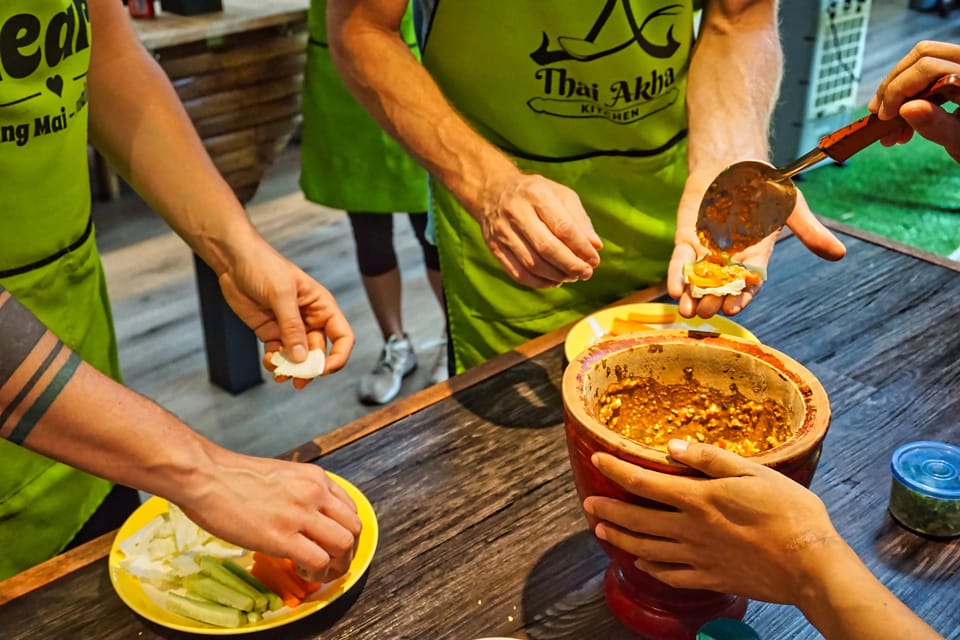 Chiang Mai: Traditional Thai-Akha Cooking Class& Market Tour - Hands-on pacing: how the teachers keep it fun