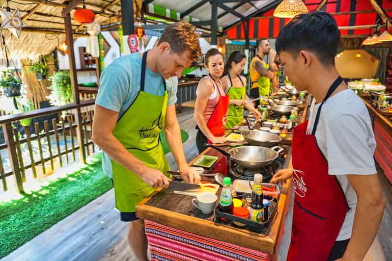 Chiang Mai: Traditional Thai-Akha Cooking Class& Market Tour - The market tour: building flavor before the stove ever heats up