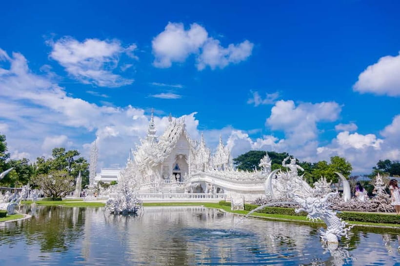 Chiang Mai: White, Red/Black & Blue Temples Tour with Lunch - Wat Rong Khun (White Temple): the modern masterpiece you should plan for