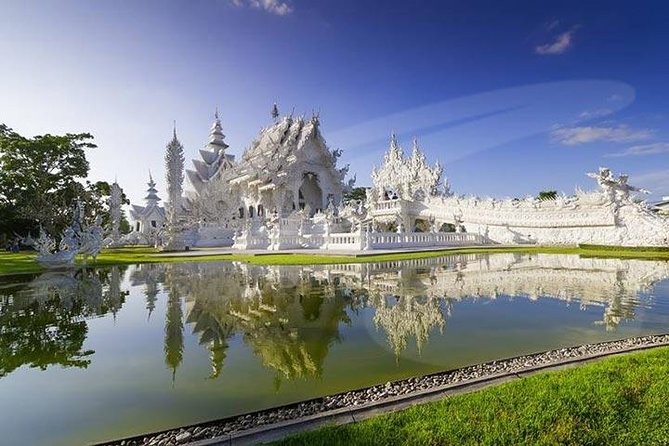 Chiang Rai and Golden Triangle Day Tour from Chiang Mai - Getting out of Chiang Mai: 7:00 am start and the road time reality