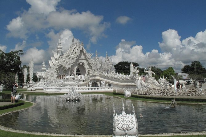 Chiang Rai Day Trip from Chiang Mai City with Golden Triangle - Lunch: included, with real options (and a veggie route)
