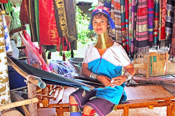 Chiang Rai Full Day Tour with Boat Trip and Longneck Village - The Black House Museum (Baan Dam) and the Blue Temple: Two Moods, Two Kinds of Interesting