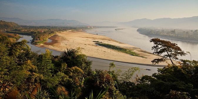 Chiang Rai, Golden Triangle and Long Neck Karen - Mae Chan (Gateway Town Energy) and the Build-Up to Tribal Culture