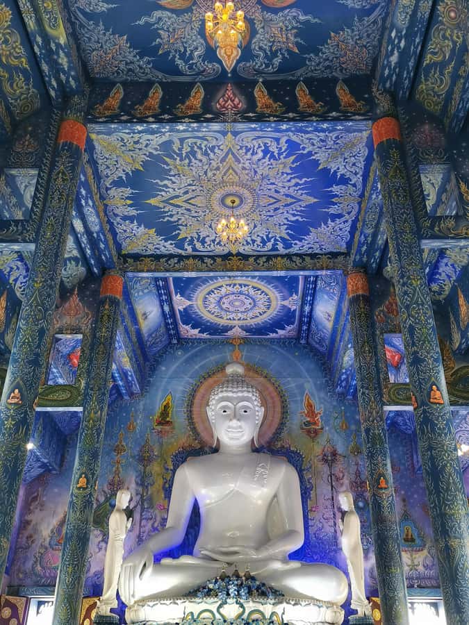 Chiang Rai White, Blue, Red 3 Temples Tour - Wat Huay Pla Kang (Red Temple): The 9-Floor Pagoda and the Giant Buddha