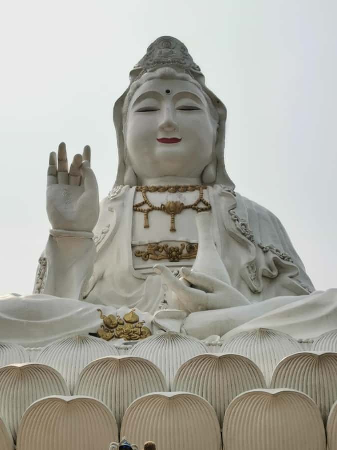Chiang Rai White, Blue, Red 3 Temples Tour - How to Get the Most Out of the Day (Without Adding Stress)