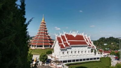 Chiang Rai White Temple and Blue Temple Day Tour - Pickup reality: where you start and where you finish