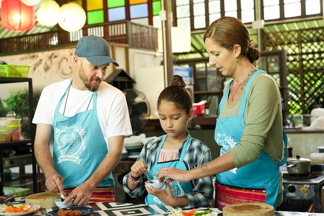 Cooking Class with Organic Farm in Chiang Mai at Mama Noi - What to bring, and how to handle the small friction points