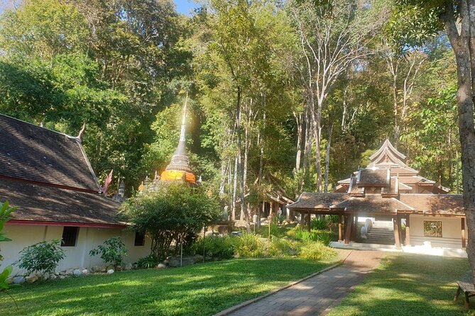 Doi Suthep Temple, Pha Lat Temple, Sticky Waterfall, Orchid farm - How this Chiang Mai temple-and-waterfall route really flows