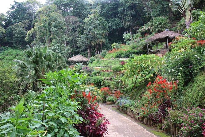 DON'T miss It ! Doi suthep temple+ Hmong village - What to Pack and Wear (So You Don’t Fight the Day)