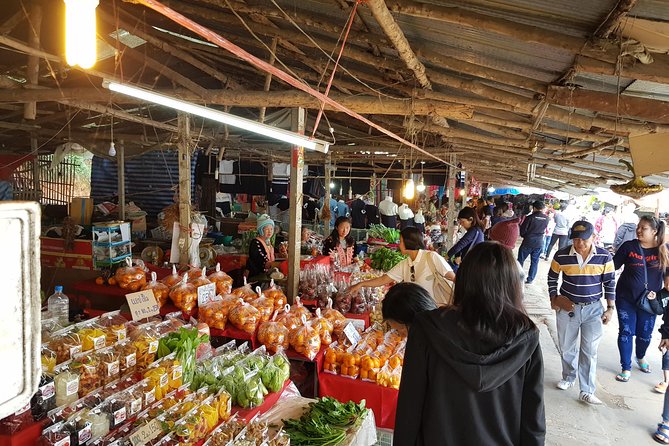 Fantastic! Famous Doi Inthanon National park tour with 2hr trekking - Waterfalls back-to-back: Wachirathan’s 70 meters and more
