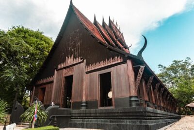 Golden Triangle, White, Black, Blue Temple Full Day Tour From Chiang Mai - Road time from Chiang Mai: start early, pack smart