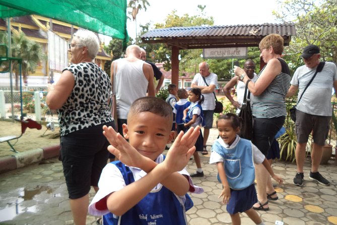 Half-Day Colors of Chiang Mai Biking Tour - School Visit and Pottery Studio: Skills, Education, and Craft