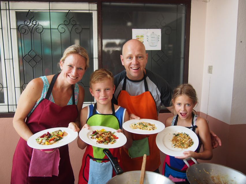 Half-Day Cooking Class with Market Tour - Menu You Can Choose From: Pad Thai, Tom Yum, Papaya Salad, and More
