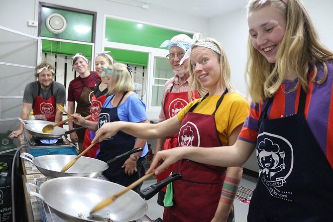 Half Day Morning Cooking Class with Market Tour in Chiang Mai - Pickup, timing, and the half-day sweet spot