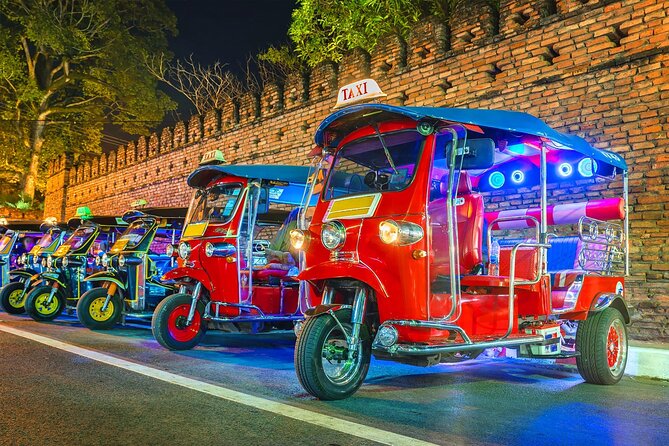 Half-Day Private Night Tour by Tuk Tuk in Chiang Mai City - Why a Chiang Mai tuk-tuk night tour is a smart use of limited time