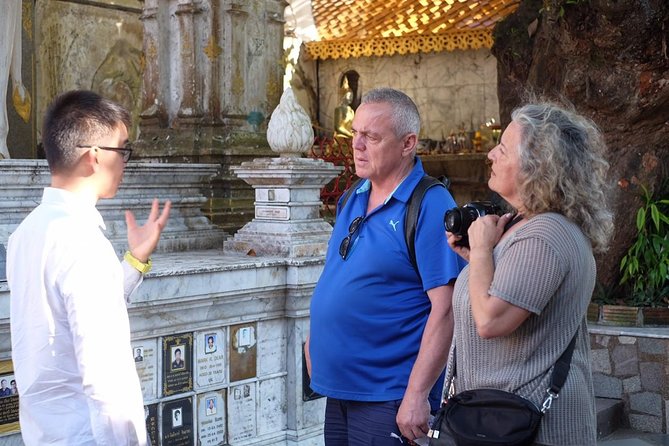 Half Day - Small Group - Doi Suthep Temple and Hmong Village Tour - Should you book the Doi Suthep and Doi Pui half-day?